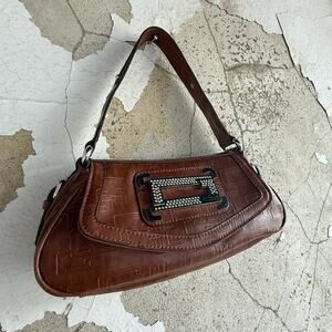 Y2K Guess Brown Embossed Shoulder Bag Logo Buckle Purse 2000s Glam Baguette